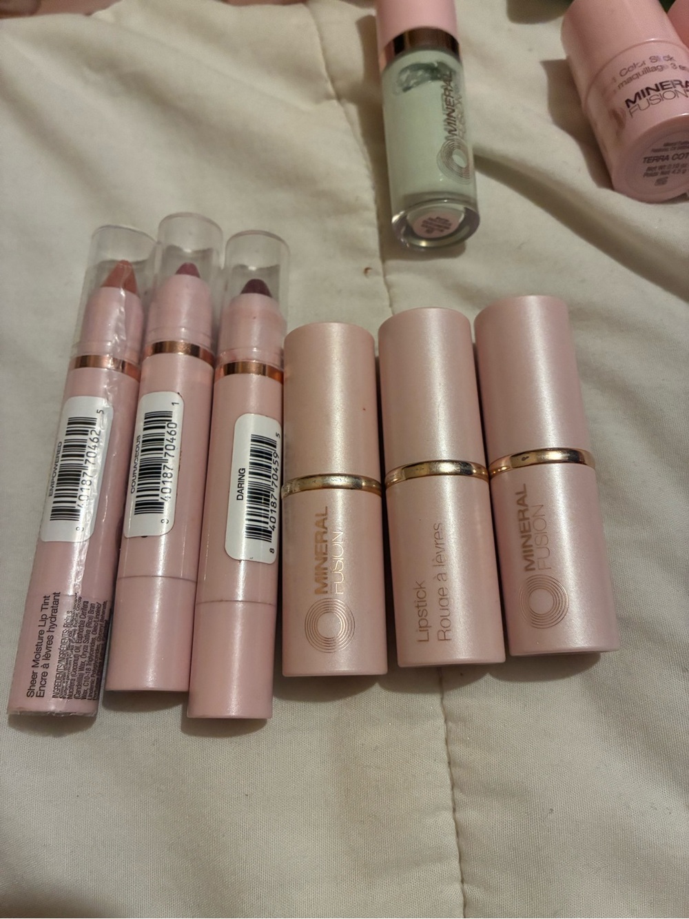 Makeup Lot - Picture 14 of 14